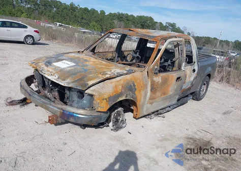 2003 Ford F-150 Lariat/Xlt из США, поврежденный, VIN 1FTRW07643KA83019